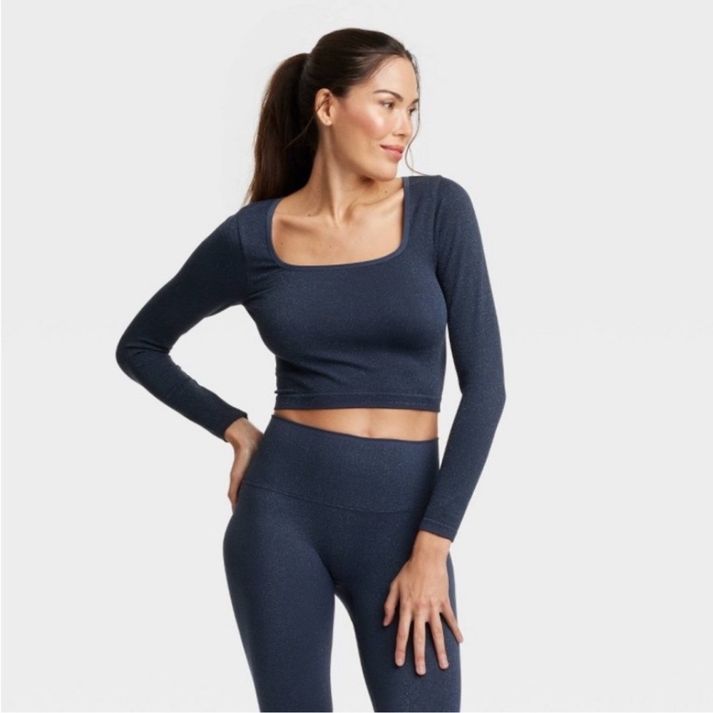 Lurex Sparkle Shimmer Seamless Cropped Long Sleeve Top All In Motion BLACK